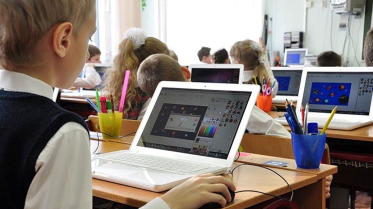 Что купят и отремонтируют в школах и садиках Никополя за 3,3 миллиона гривен