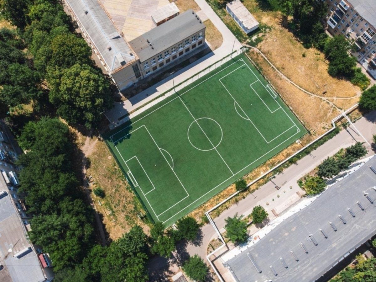 Артем Хмельников официально отчитался о своей депутатской работе 10