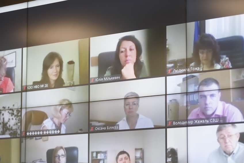 Перед 1 сентября Борис Филатов провел онлайн-конференцию с директорами школ