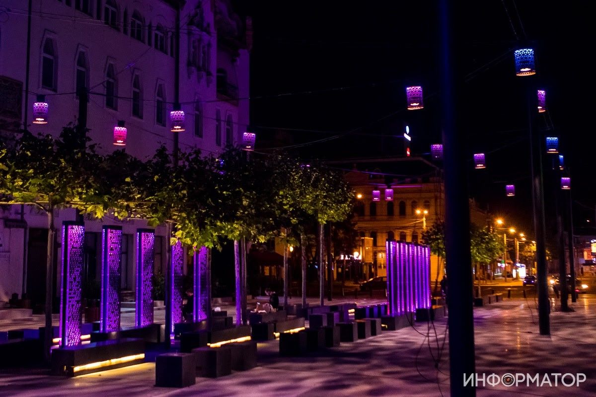 Улица Короленко ночью - необычайная красота!