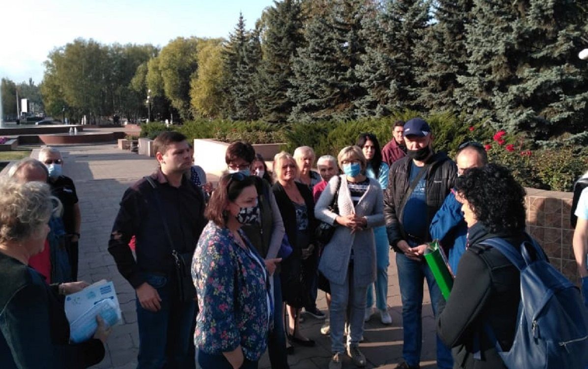 Митинг за «автономку»: в Кривом Роге под горсовет вышли кинутые мэрией и теплосетями 1