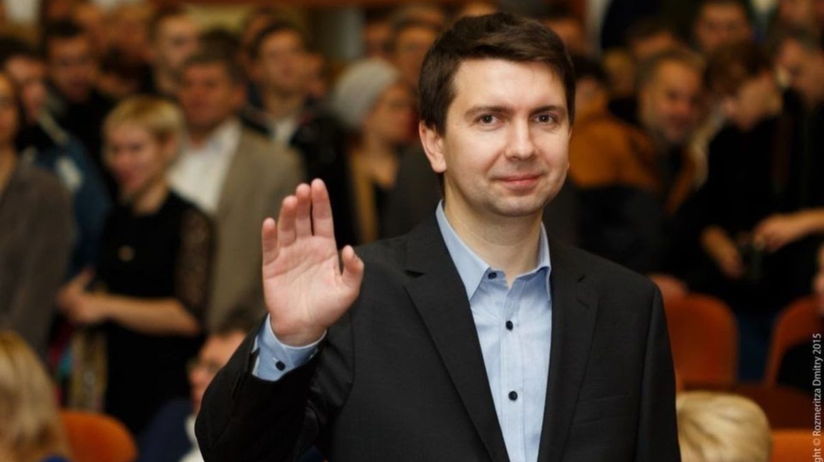 Выборы в Днепре: как работал секретарь горсовета Александр Санжара