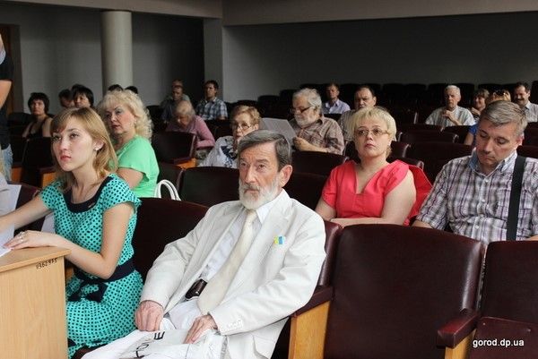 Выборы в Днепре: чем запомнилась избирателям депутат Наталья Луценко 4