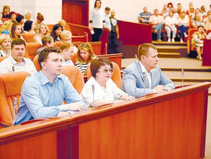 Выборы в Днепре: Евгения Дитятковская - вечный двигатель медицины Днепра 5