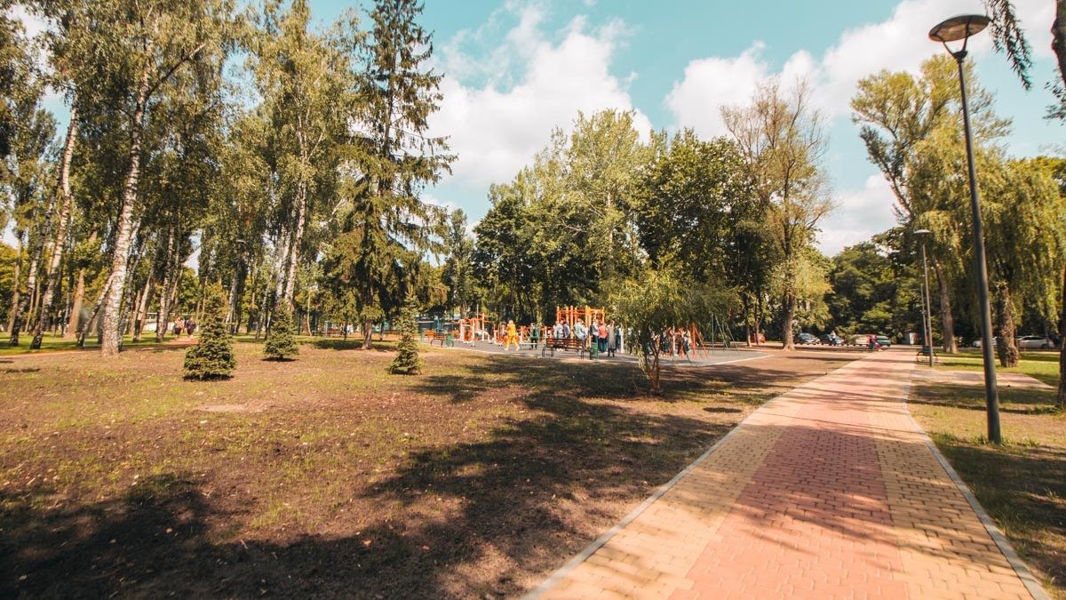 Где в Киеве отремонтируют парки и освещение улиц за 34 миллиона гривен