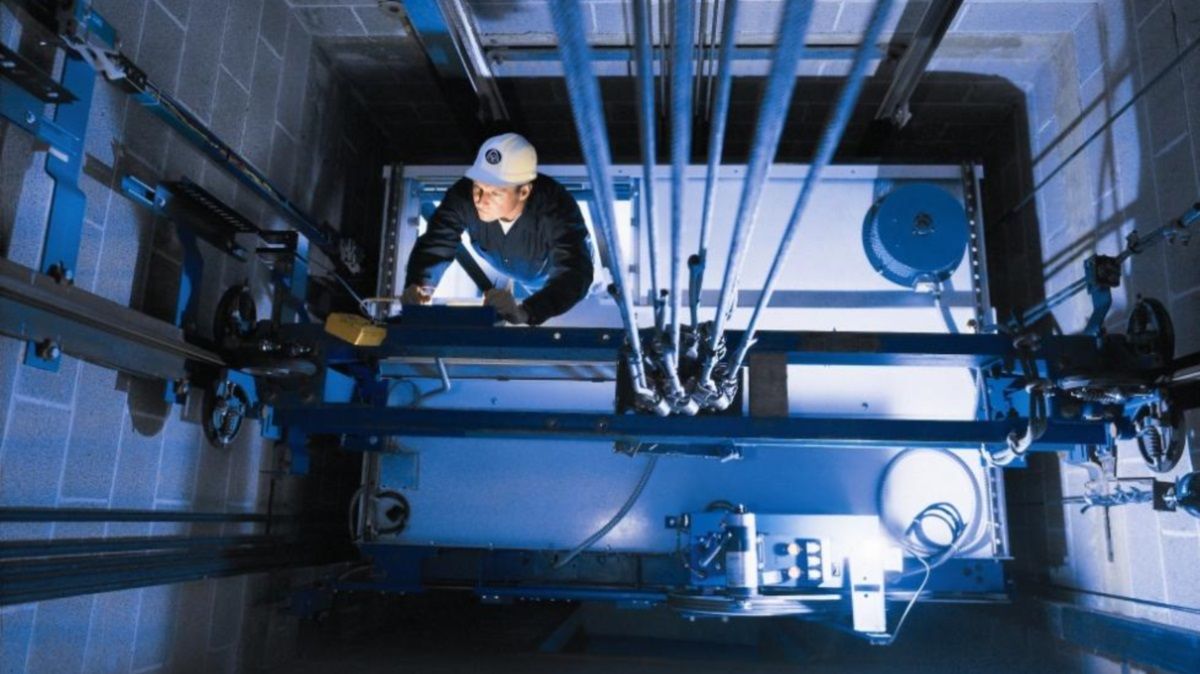 Где в Киеве отремонтируют лифты и подъезды за 2,5 миллиона гривен: ищи свой адрес