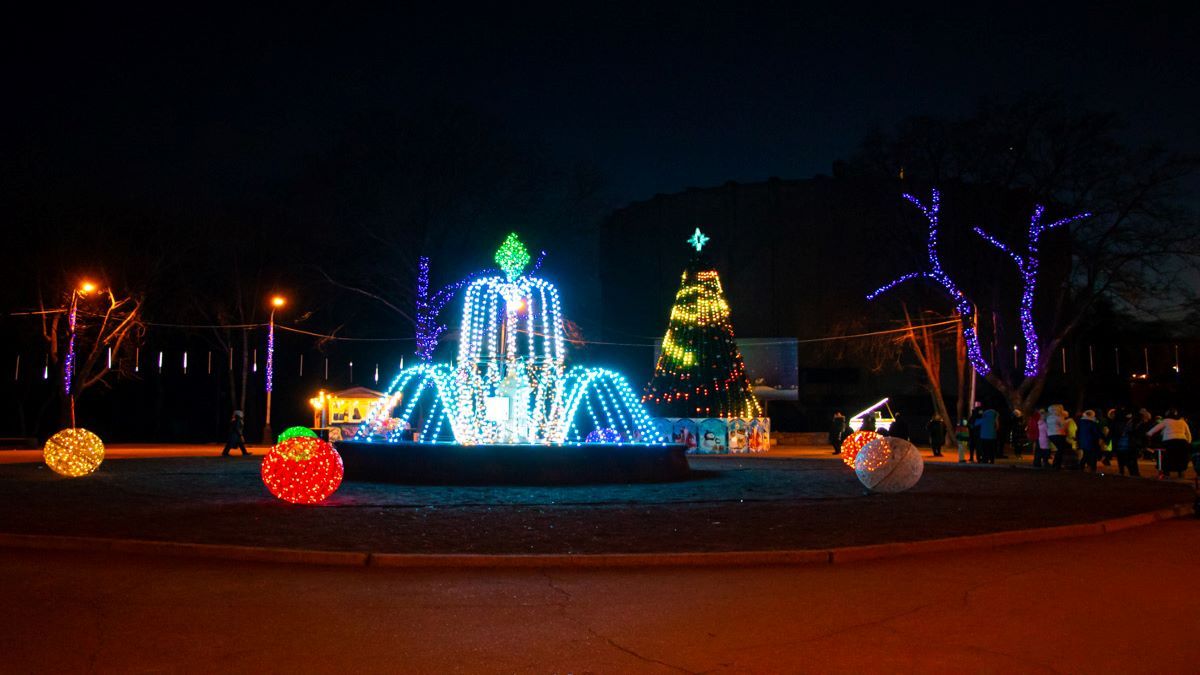 Как в Днепре украсят парки к Новому году за 2,2 миллиона гривен 4