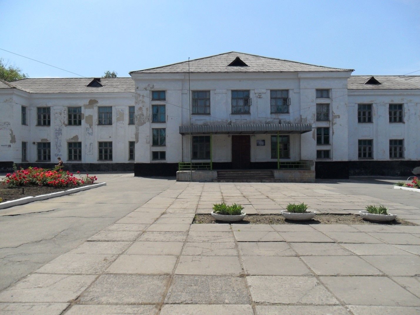 Гимназия №38 в Терновском районе Гимназия №38 в Терновском районе