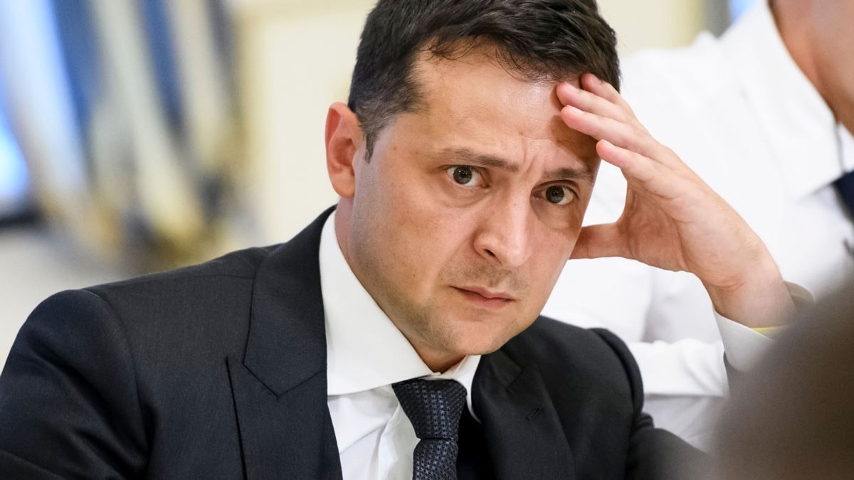 За Зеленского готовы голосовать чуть больше четверти украинцев: опрос R&B Group