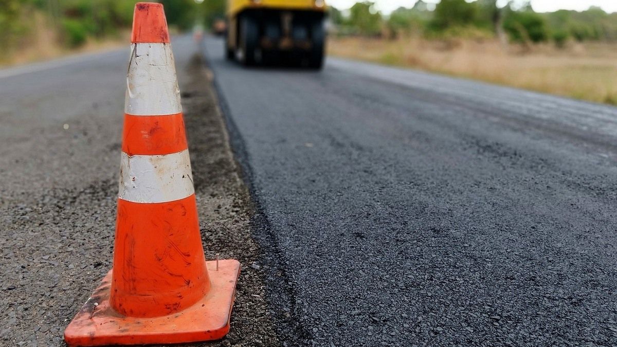 На дороги Днепропетровской области потратят 4,5 миллиарда гривен: что хотят сделать