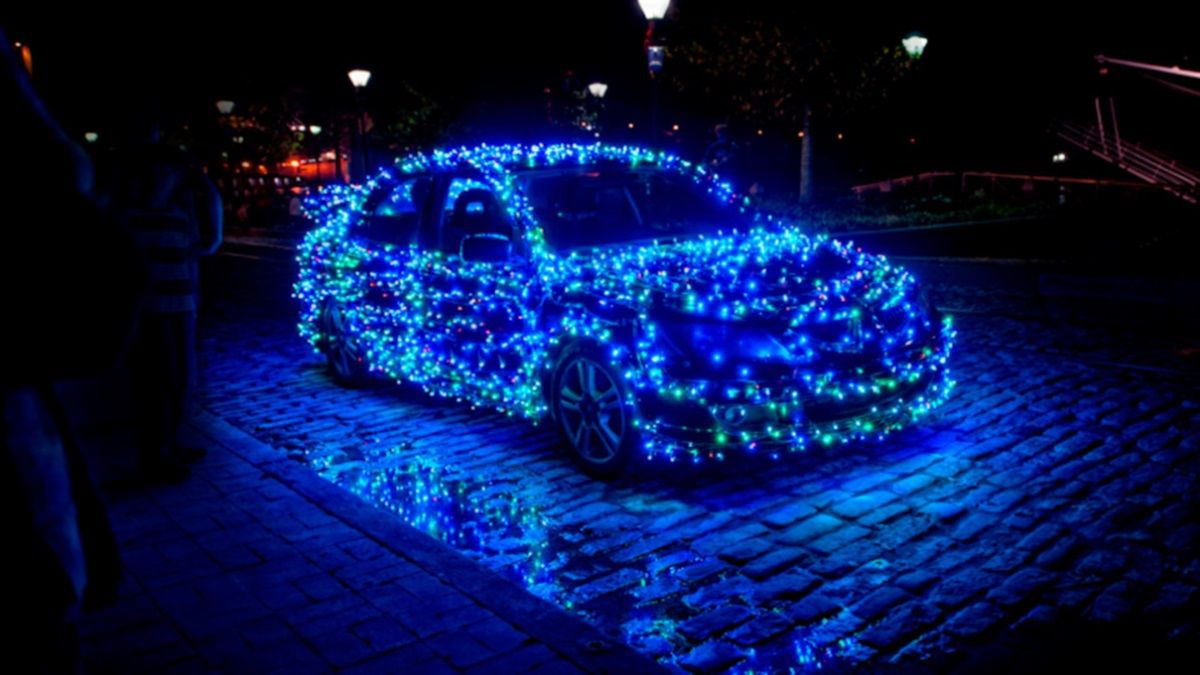 Подарок под елочку: в Никополе коммунальщики на Новый год купят себе 2 авто