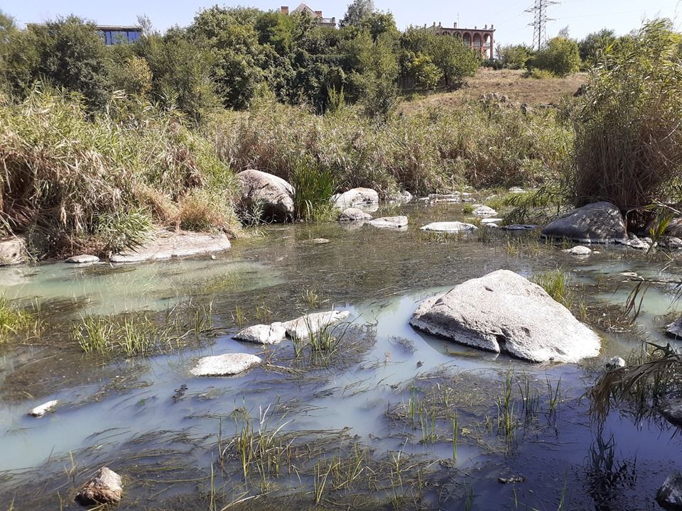 Без изменений за четыре года остались показатели выплат эконалогов за загрязнение водных объектов, ежегодно это 0,1 млрд грн Без изменений за четыре года остались показатели выплат эконалогов за загрязнение водных объектов, ежегодно это 0,1 млрд грн