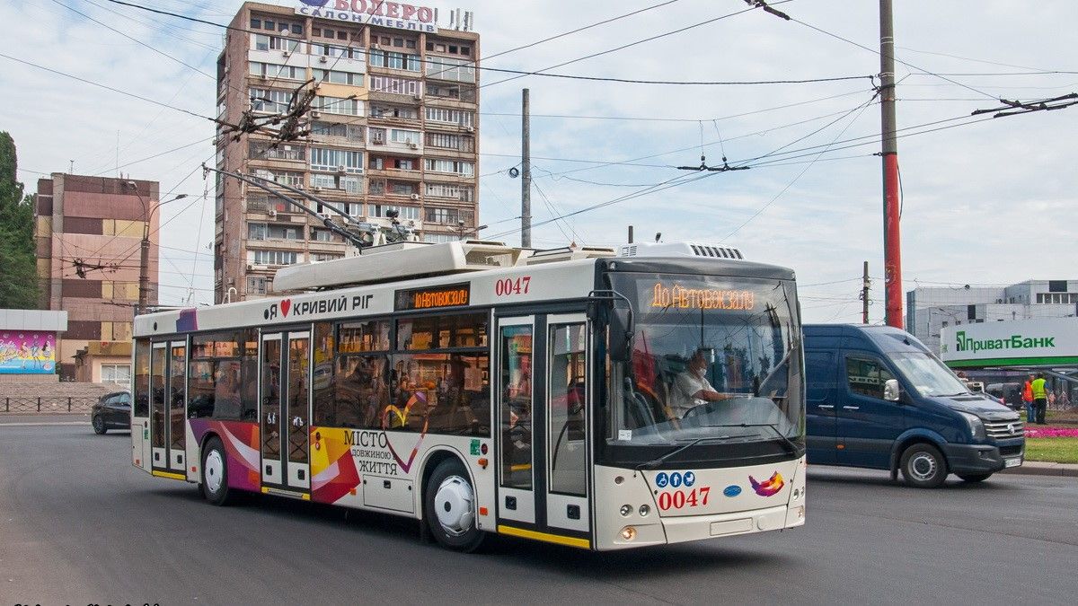 Троллейбус «Днипро-Т203» в Кривом Роге. Фото Александр Акуленко