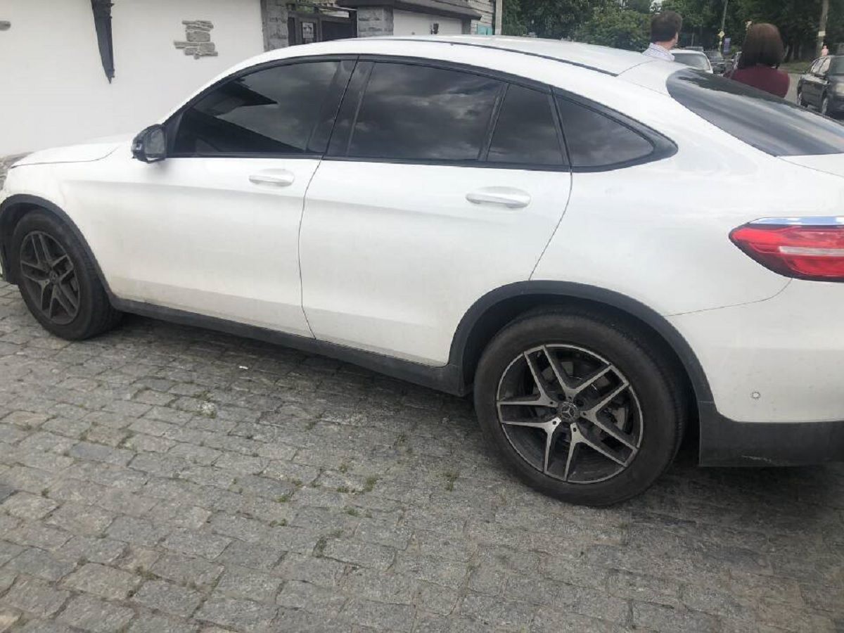 ТОП-5 самых дорогих, арестованных авто, проданных в Днепре за 2020 год 1