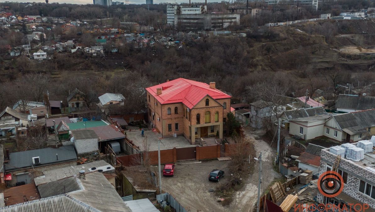 Кому принадлежат частные дома престарелых в Днепре