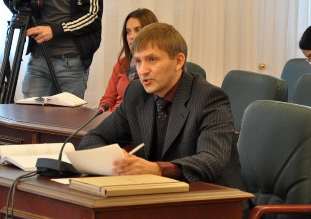 3 партии, суды и Коломойский: как работает в Верховной Раде депутат от Днепра Сергей Демченко 4