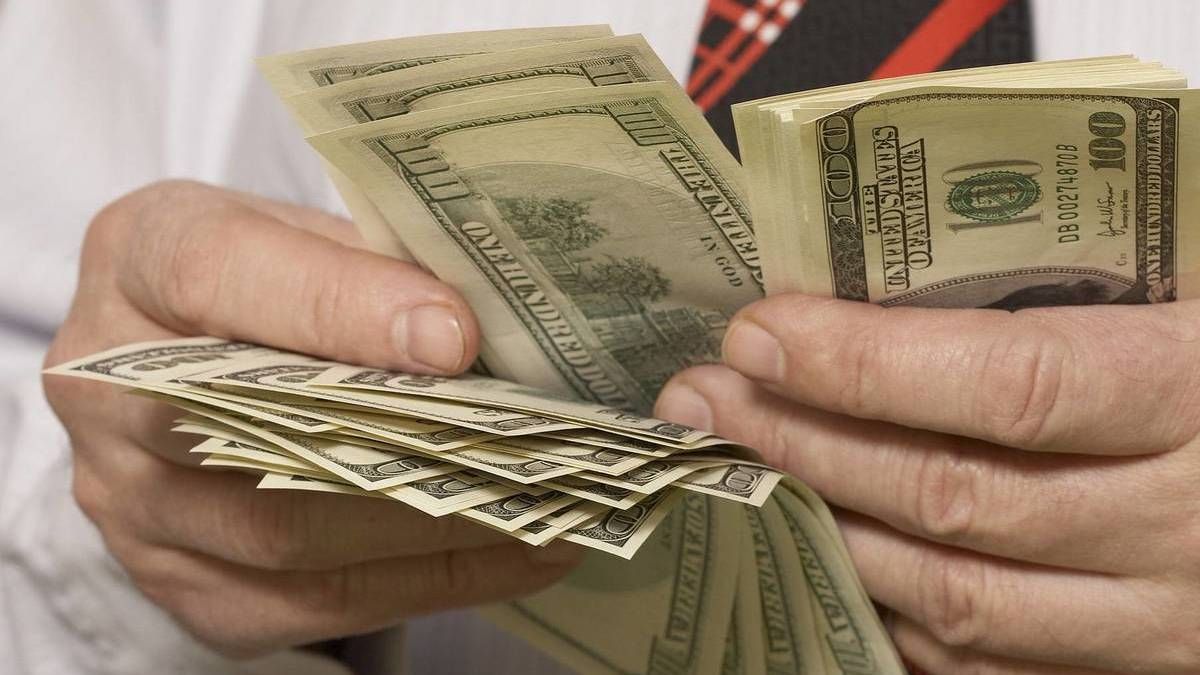 Доллар снова дорожает: курс валют на 18 февраля