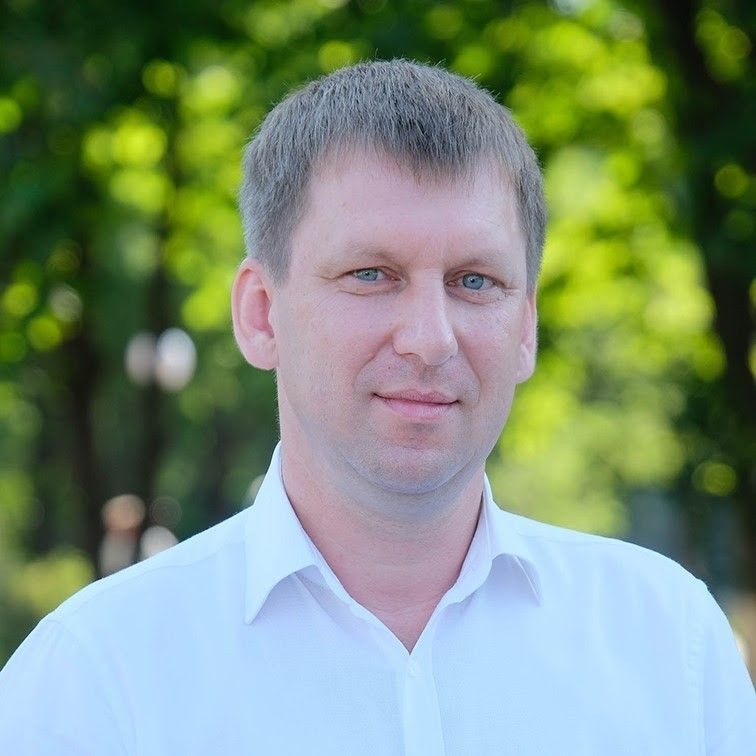 Убийство предприятий, тендеры своим и прекрасные парки: как работает мэр Покрова Александр Шаповал 1