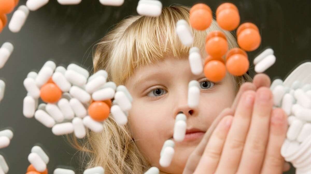 «Аптечная наркомания» и игры в сети: как нардепы от Днепропетровщины хотят побороть детские суициды