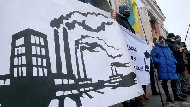 В Харькове депутаты просят Зеленского закрыть коксовый завод: сколько отравы от него и что дали суды 5