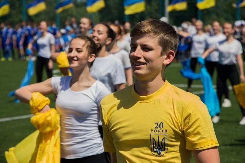 Торжества по поводу открытия стадиона в Днепре