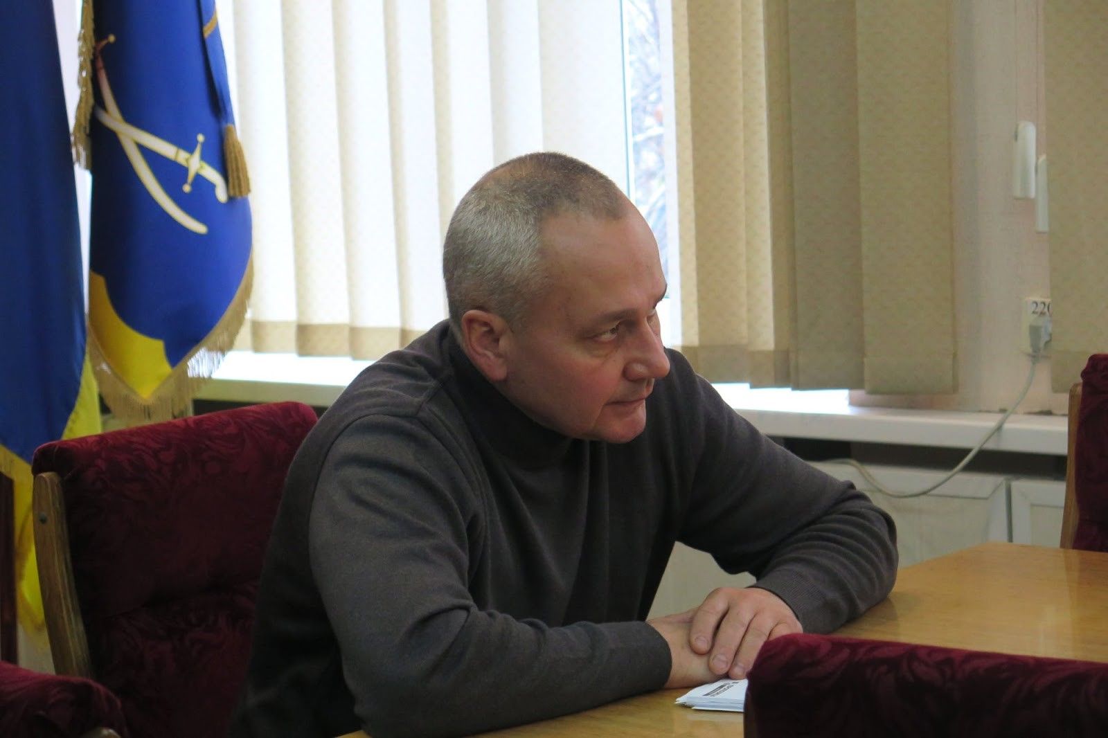 Мусор, суды с горсоветом, гора обещаний: чем известен мэр Желтых Вод Дмитрий Ханис 1