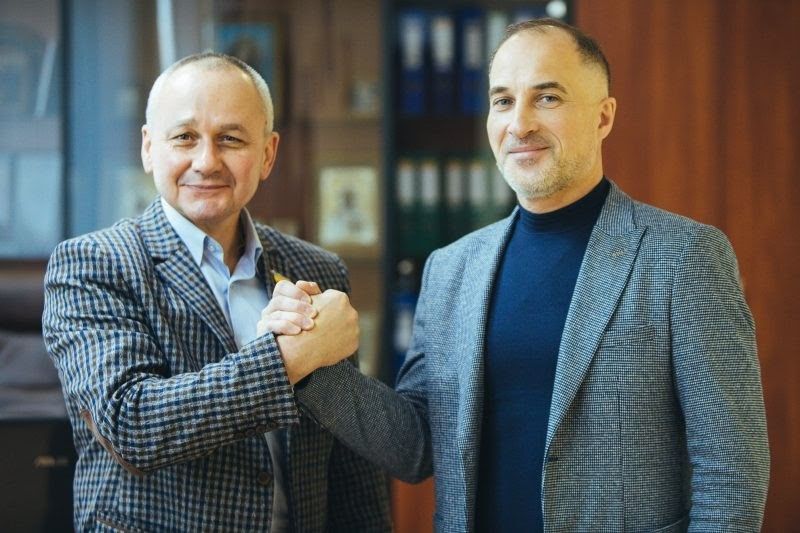 Мусор, суды с горсоветом, гора обещаний: чем известен мэр Желтых Вод Дмитрий Ханис 5