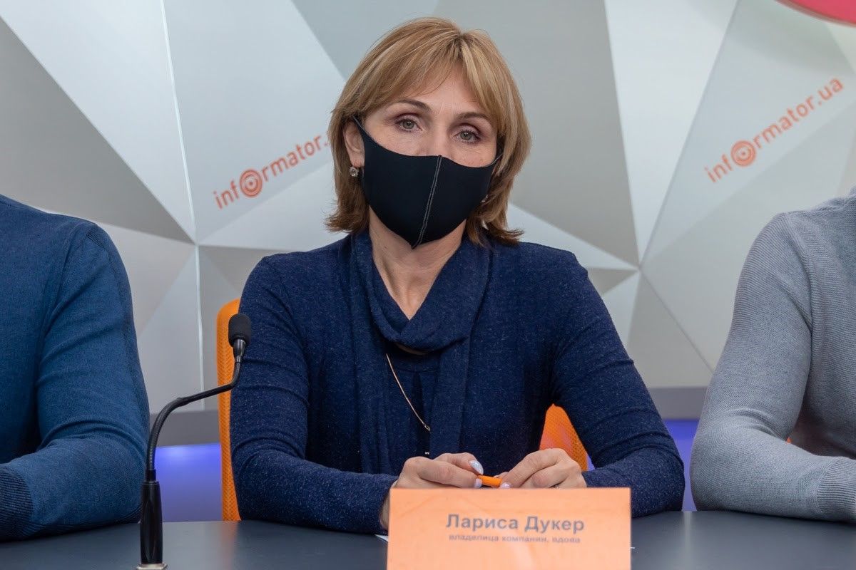 Вдова харьковского бизнесмена Лариса Дукер отстаивает бизнес, построенный мужем, в суде Днепра 1