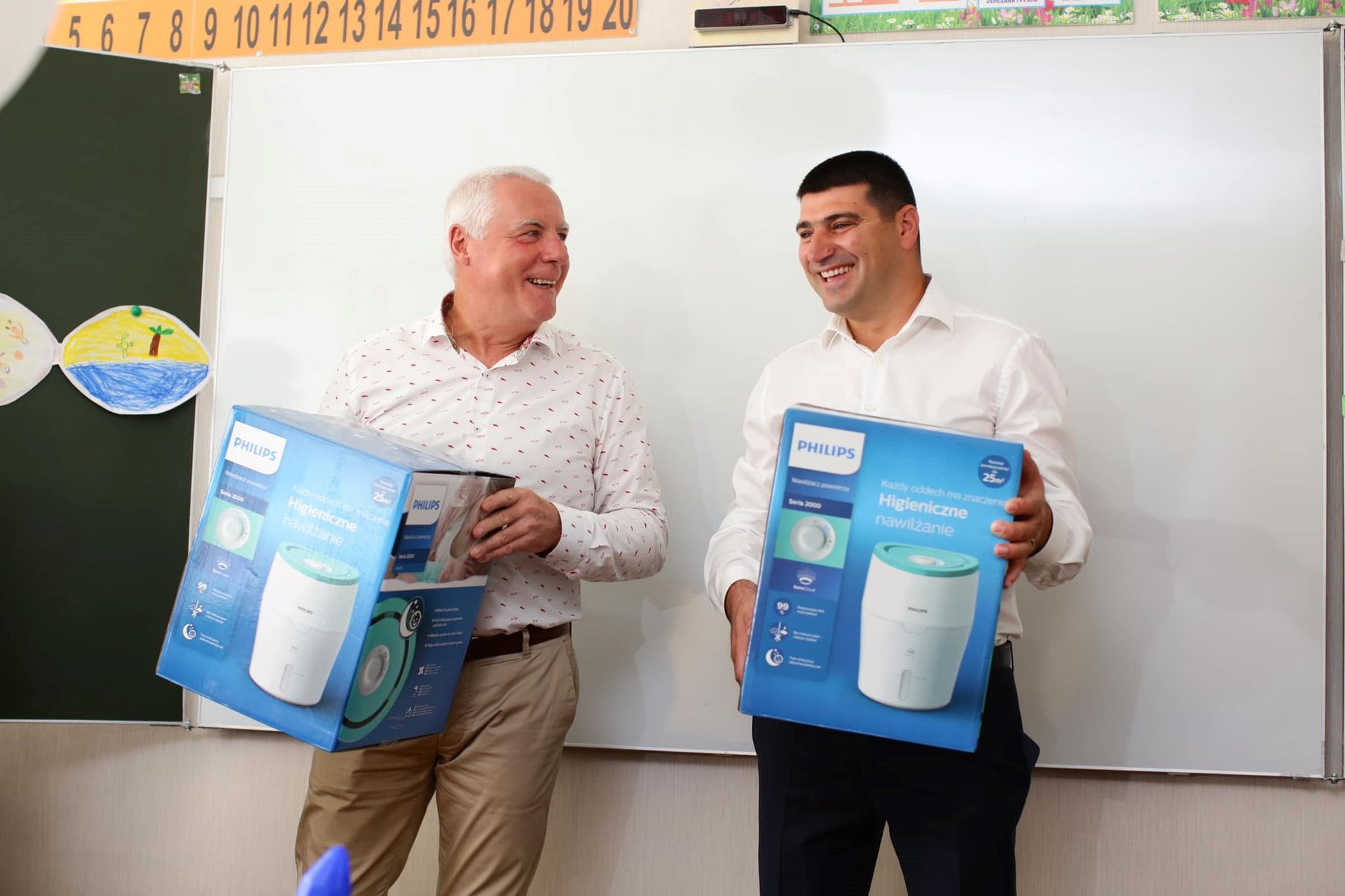 В Павлограде мэрия Вершины слила «любимой» фирме еще 5,5 миллиона на дорогу: где помашут лопатой 3