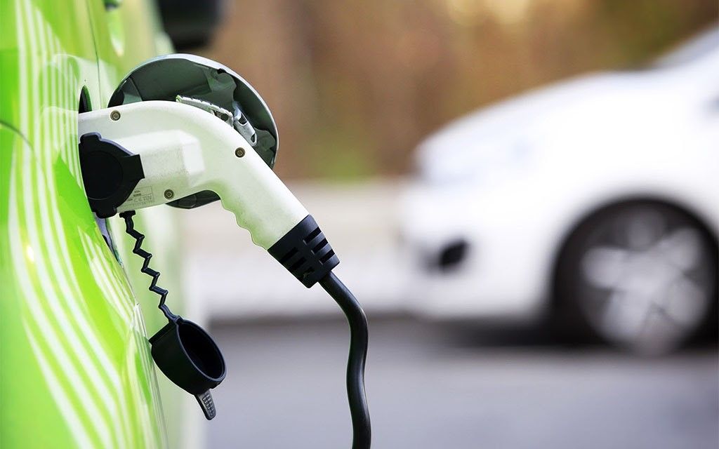 Пока в Днепре мало быстрых зарядок для электрокаров