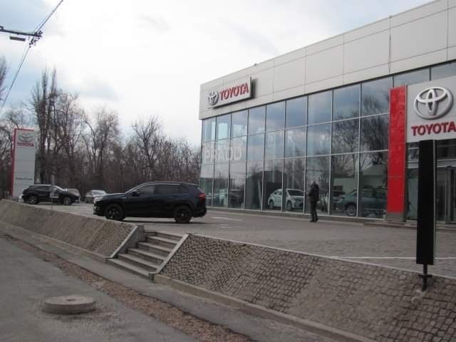 Криворожский автосалон