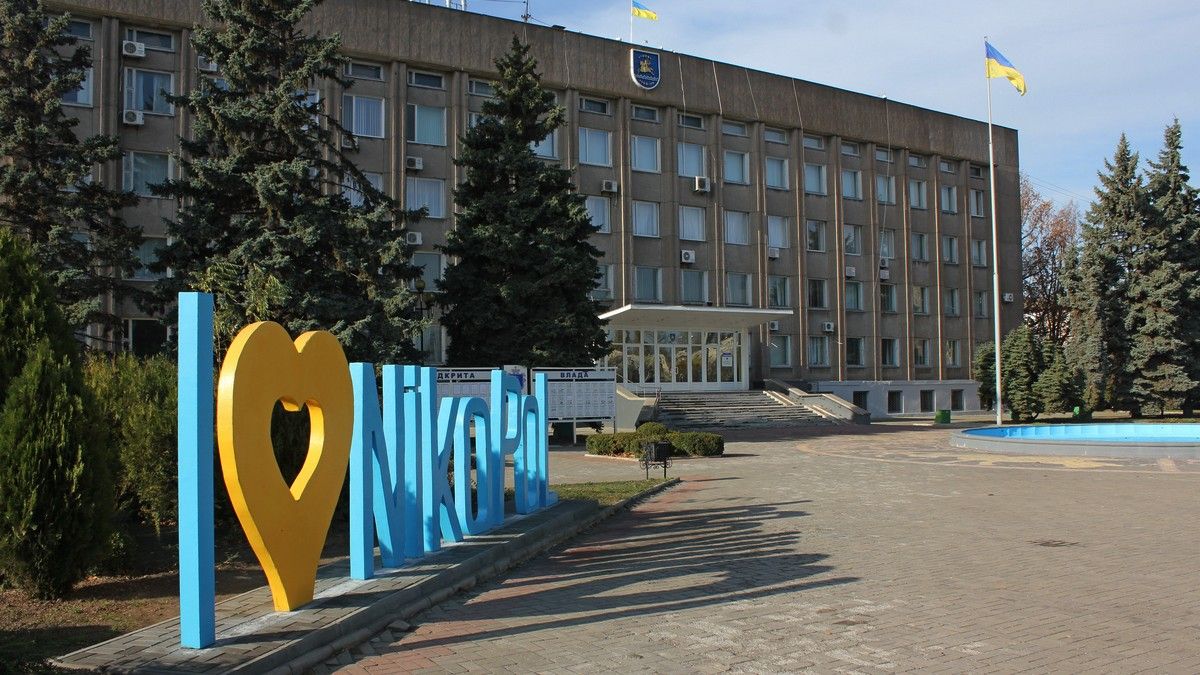 Топ-самых богатых депутатов горсовета Никополя: сколько заработали за год