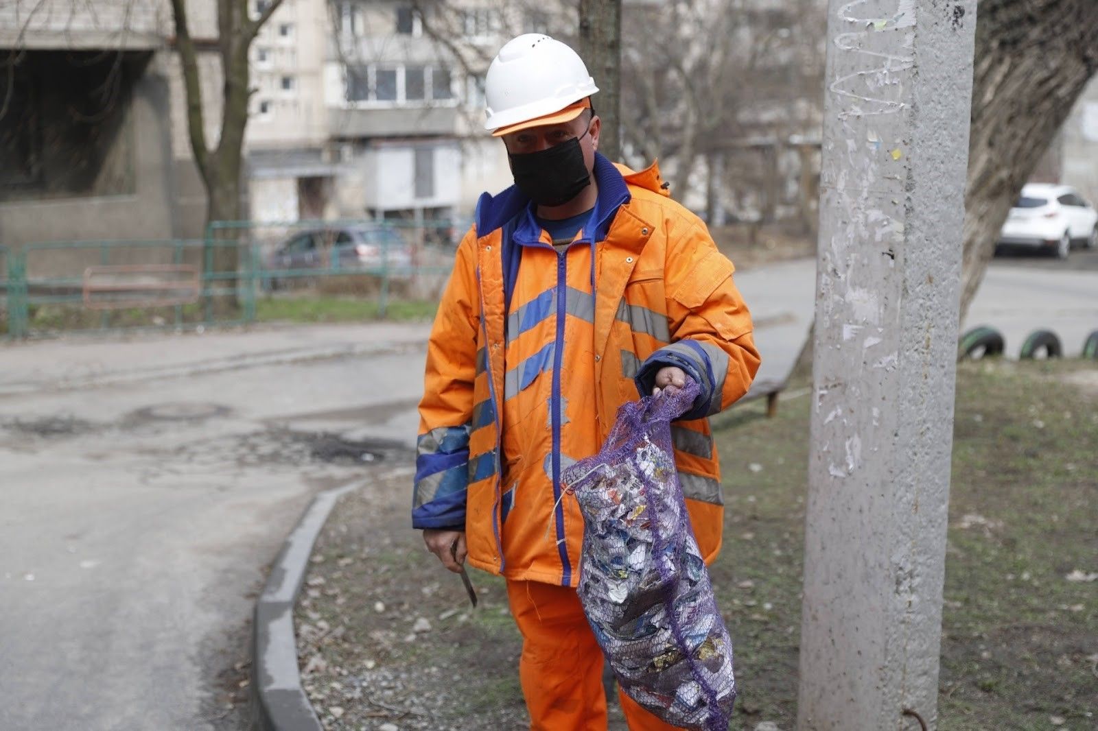 Весенняя уборка: как на улицах Днепра наводят порядок после зимы 3