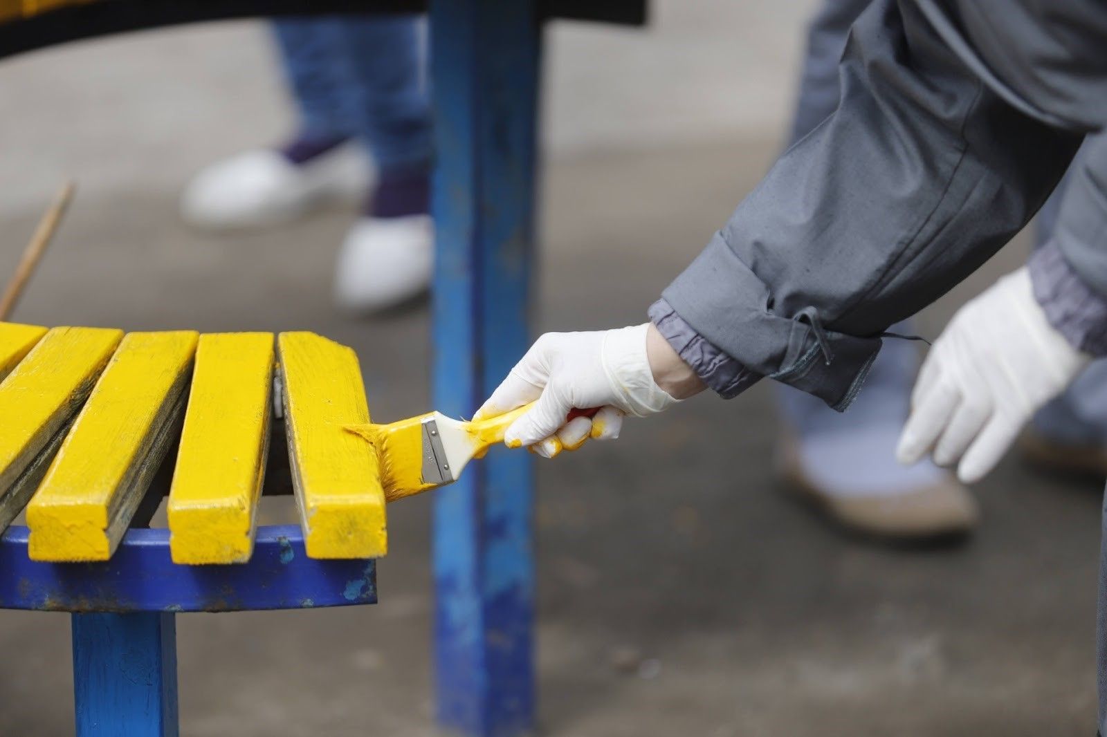 Весенняя уборка: как на улицах Днепра наводят порядок после зимы 11