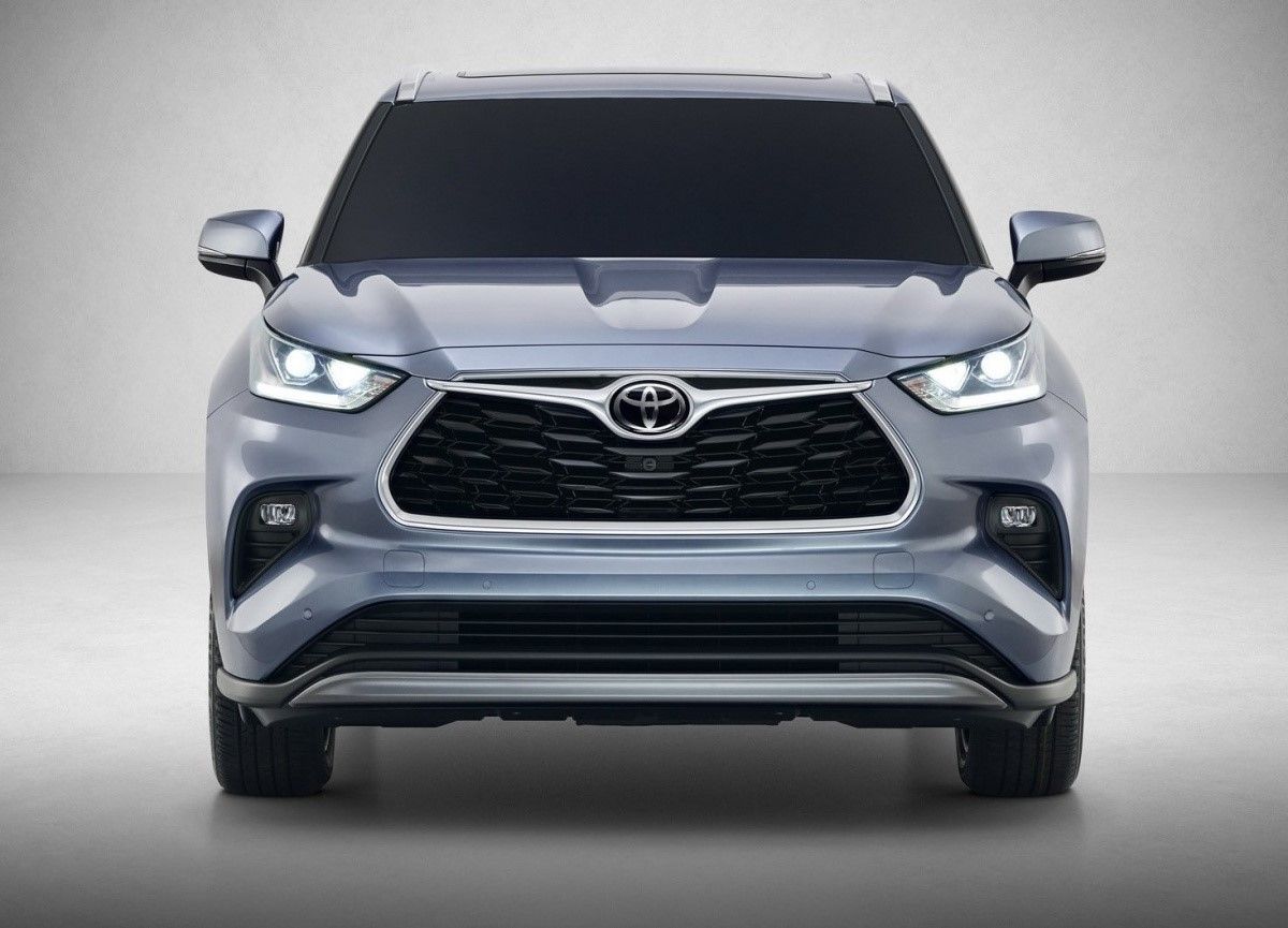 Авторейтинг депутатов Днепропетровского облсовета: на чем ездят народные избранники 2