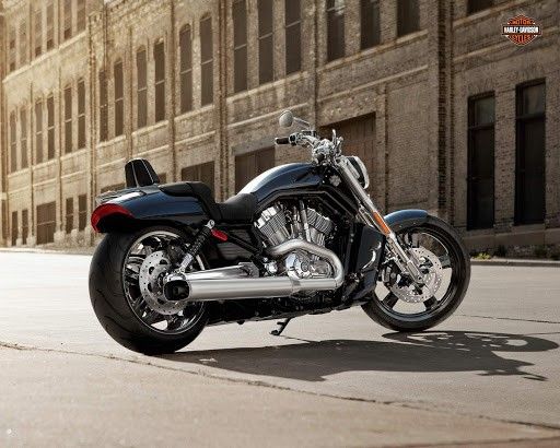 HARLEY DAVIDSON 2013 года выпуска