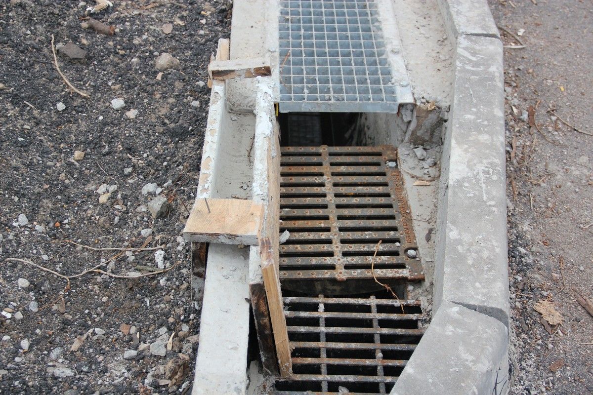 В Покрове дорогами займется фирма, замеченная в плохих ремонтах в Никополе: сколько ей заплатят 8