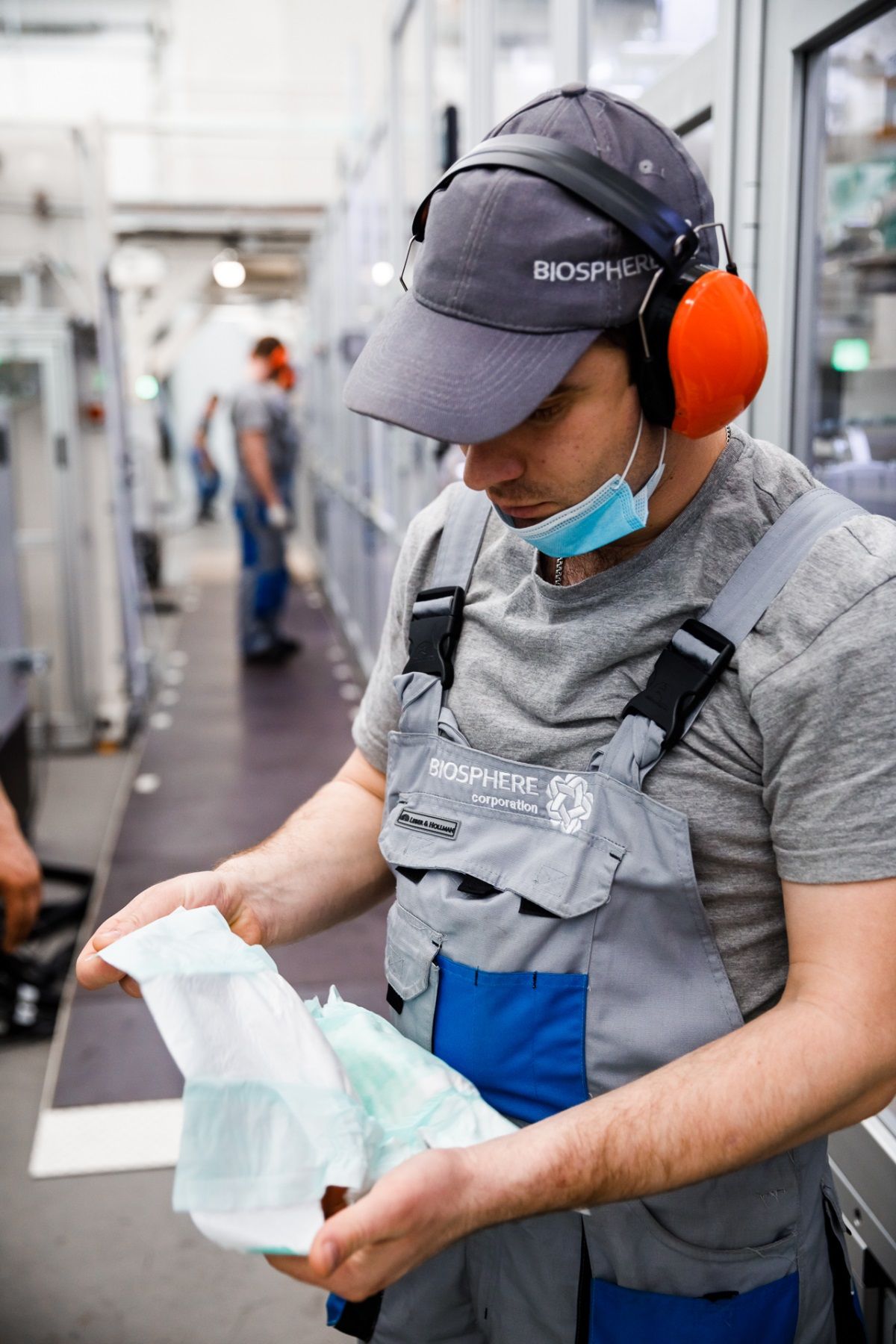 Как в Днепре запускалась уникальная для Украины линия подгузников 3