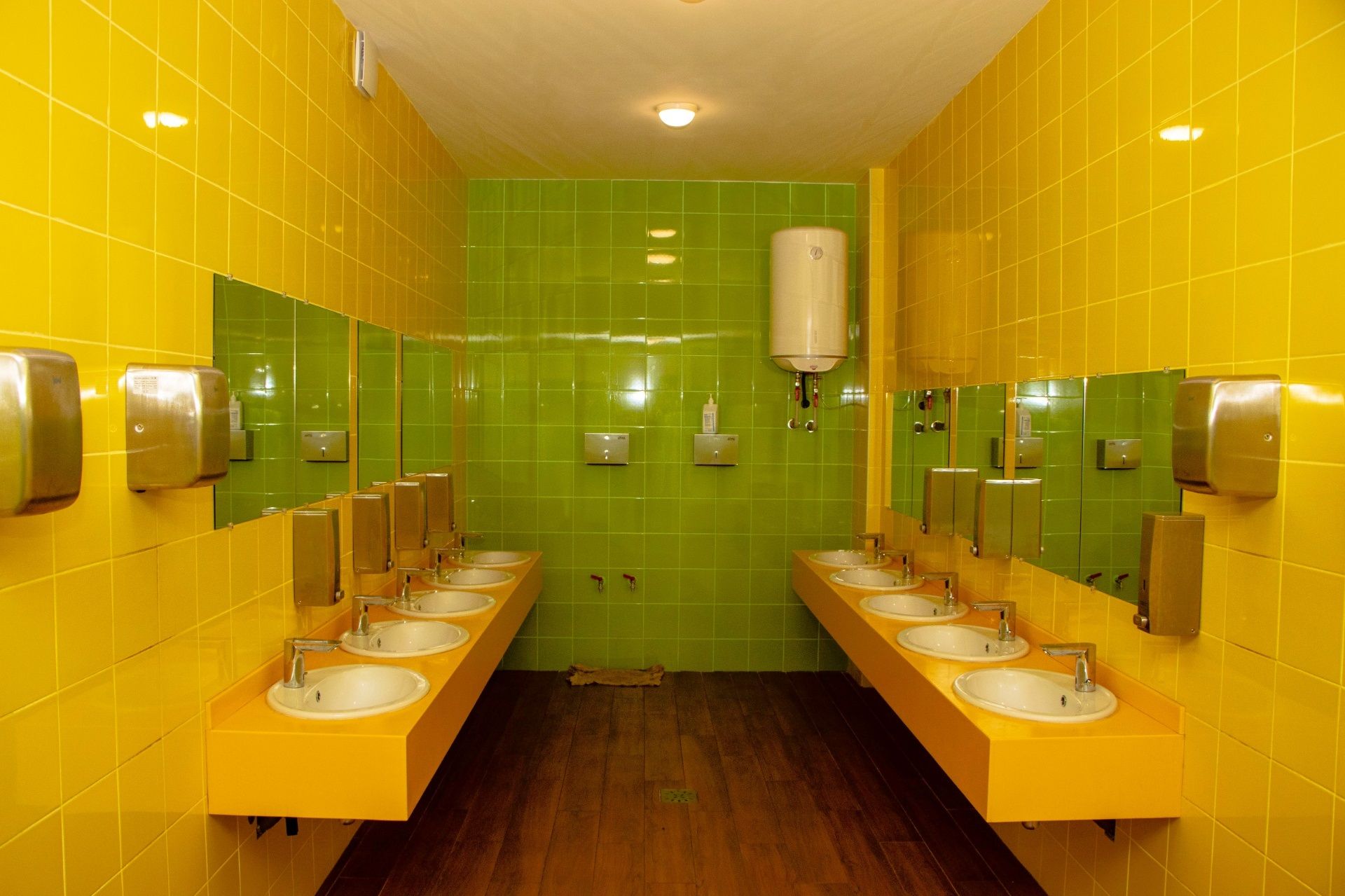 Что отремонтируют и купят для школ и садиков Днепра за 20 млн грн: кому повезет 1