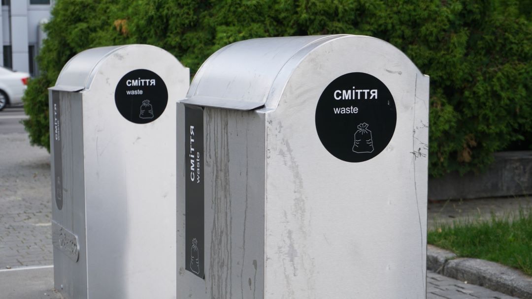 Полуподземные контейнеры для мусора - это элемент цивилизованного благоустройства