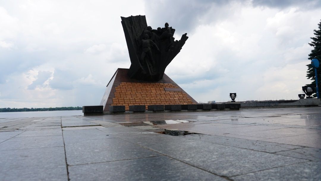 Днепр тратит миллионы гривен после вандалов: как остановить 10