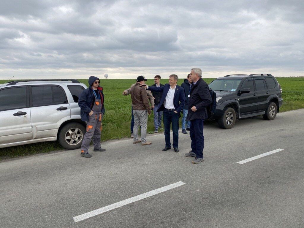 Забыть о Днепре и делать фото в селах: что делает для округа нардеп Сергей Демченко 3