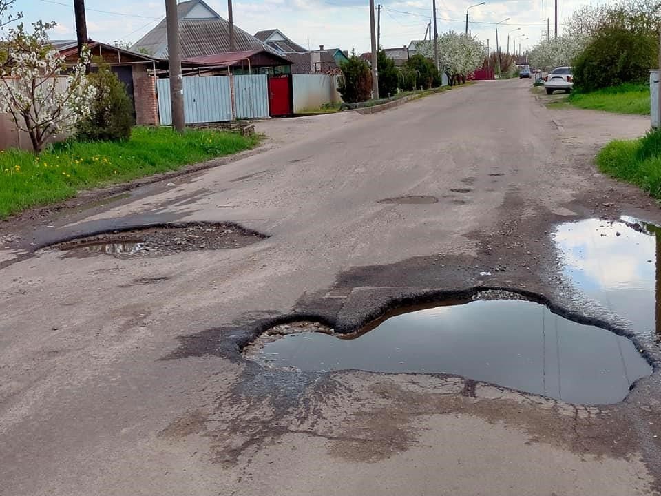 Никитюк, Ляшенко, Саюк и уголовные дела: как в Никополе закатывают миллионы в улицу Изюмскую 3