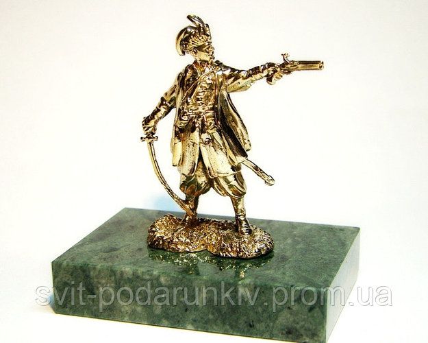 Горсовет Кривого Рога накупит сувениров на 50 тысяч: как они выглядят 1