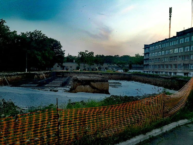 Согласно проекту, в здании будет зимний сад для скорейшей реабилитации пациентов