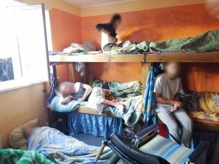 Держали в рабстве более 170 человек: как суд в Днепре наказал преступную группировку 2