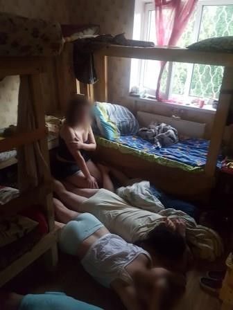 Держали в рабстве более 170 человек: как суд в Днепре наказал преступную группировку 6