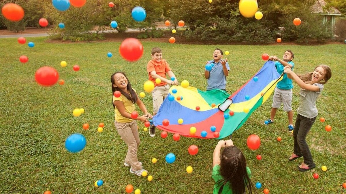 Мэрия Днепра предлагает школьникам «оторваться перед учебой»: где, когда и как