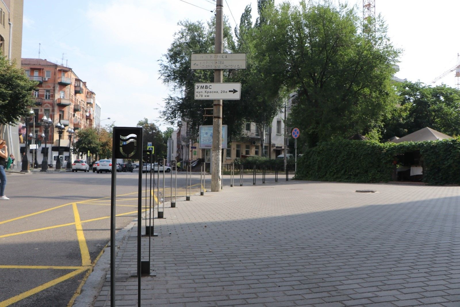 Новые дороги, освещение, разметка и островки безопасности: как в Днепре горсовет следит за безопасностью на дорогах 11