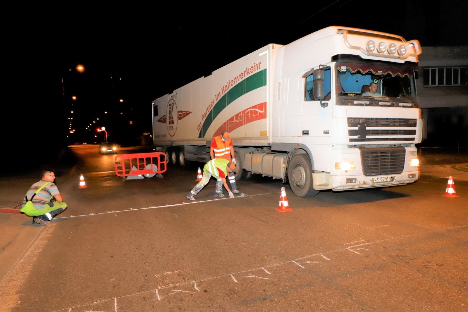 Новые дороги, освещение, разметка и островки безопасности: как в Днепре горсовет следит за безопасностью на дорогах 13